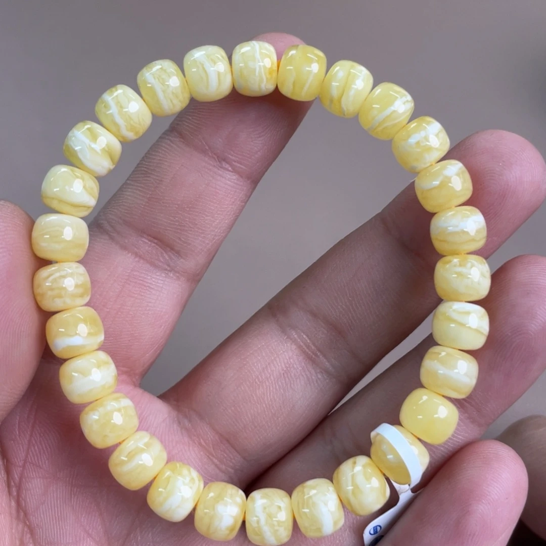 琥珀裸石未镶嵌0610000000