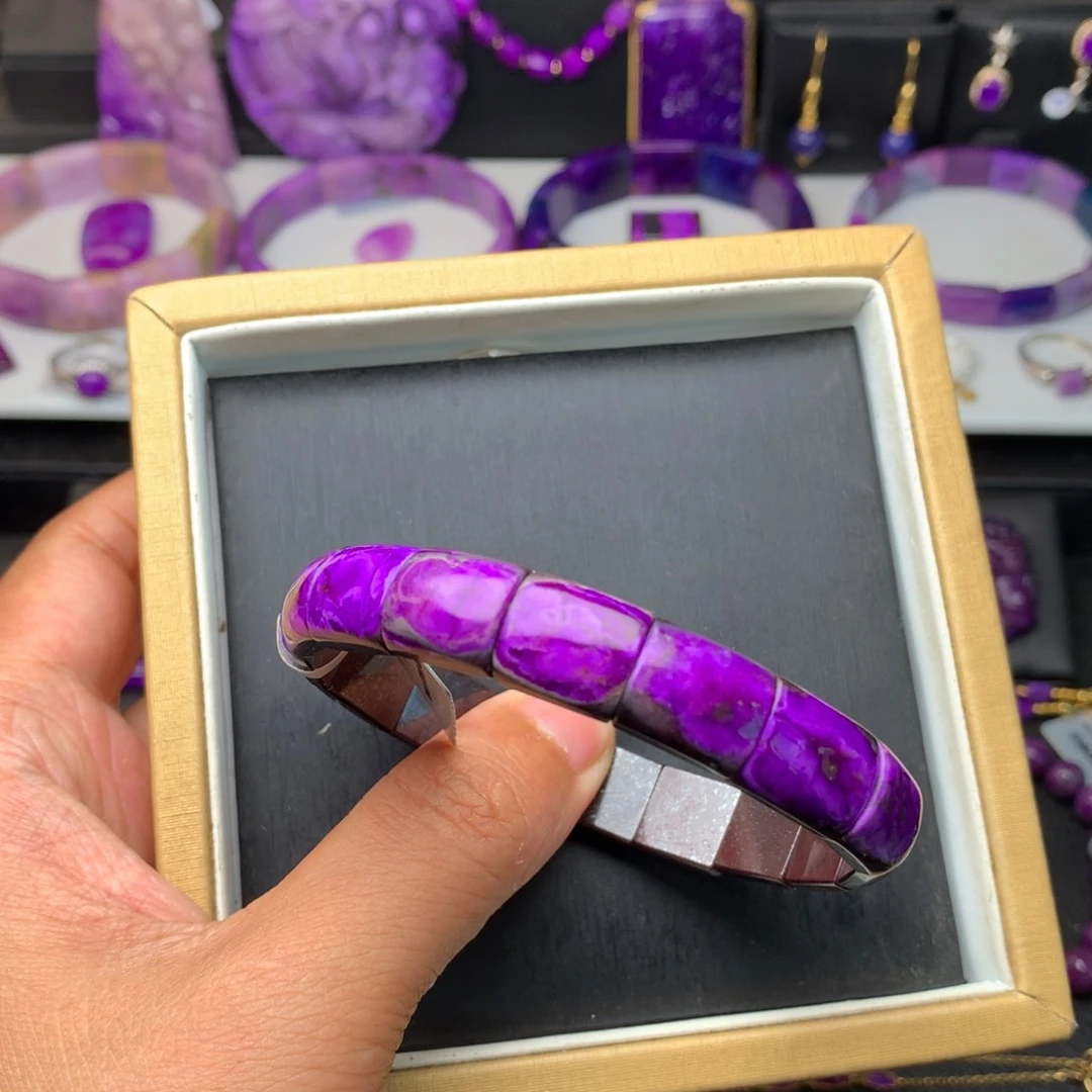 未镶嵌苏纪石（舒俱来）手牌