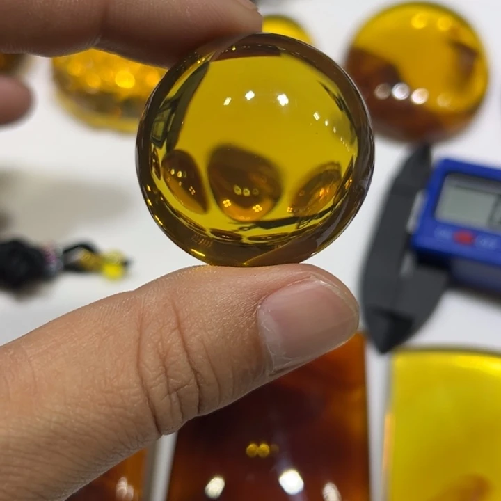 未镶嵌颈饰琥珀用****7琥珀吊坠