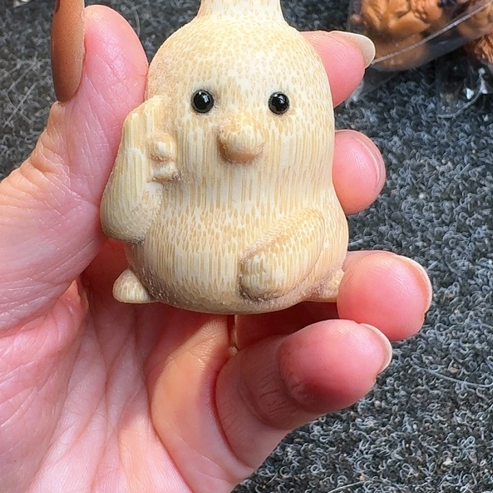 橄榄核吊坠小鸡仔