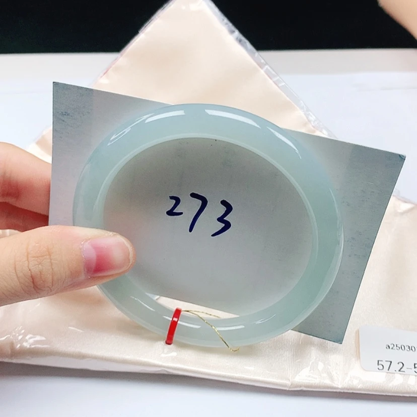 【闪购商品】翡翠手镯（圆镯）未镶嵌缅甸天然a货手镯57+
