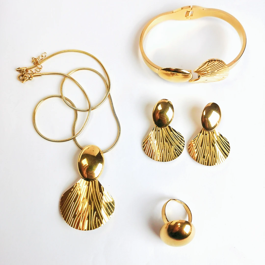 钛钢四件套首饰t04