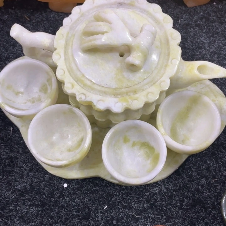 叶****玉玉壶瑕疵特价处理