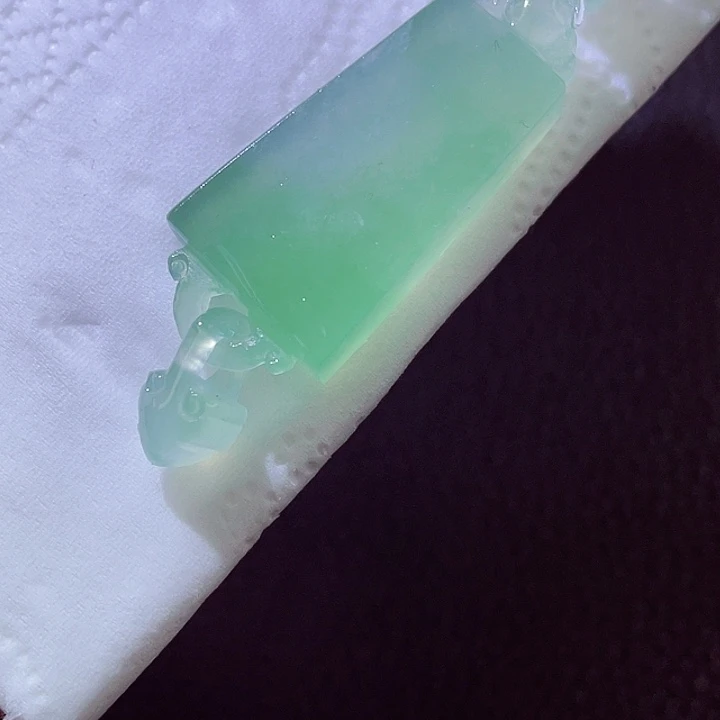 未镶嵌定制翡翠翡翠