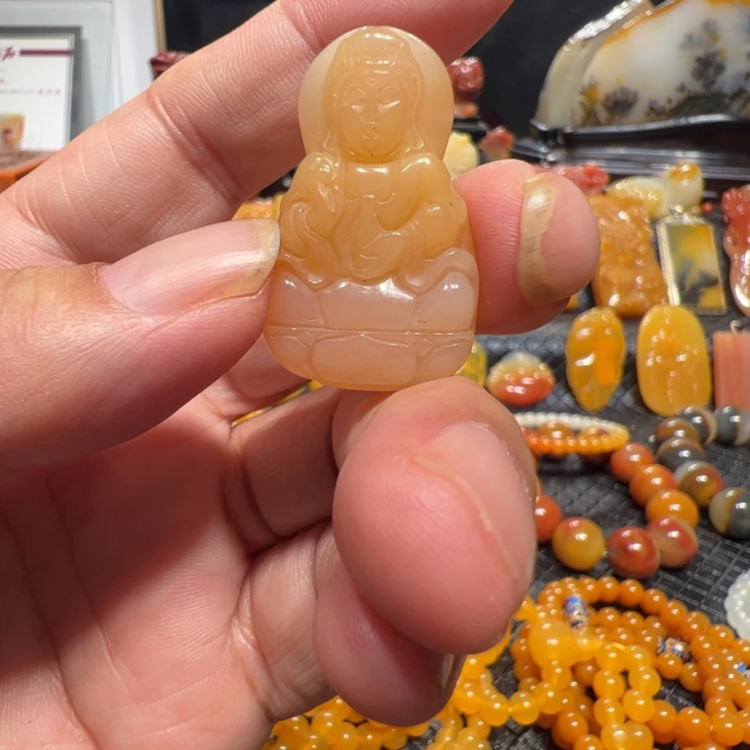 石英质玉（黄龙玉）未镶嵌项圈