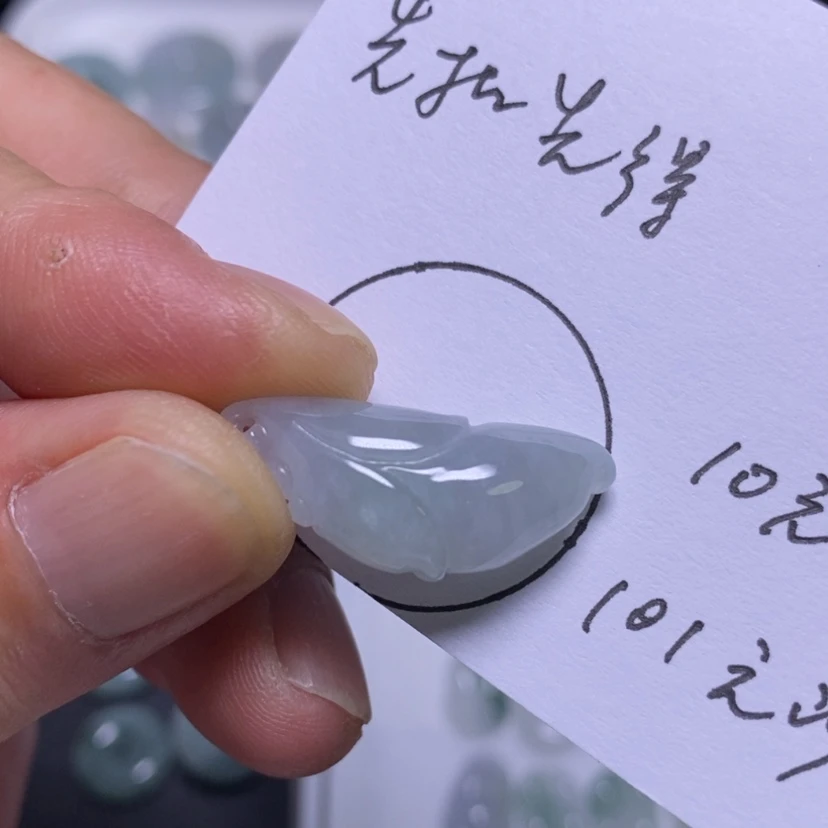 【闪购商品】吊坠(不含链)未镶嵌翡翠