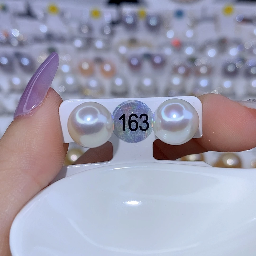 淡水珍珠银S925镶嵌耳饰