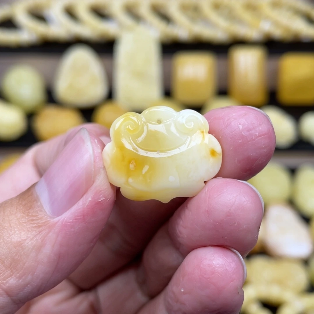 琥珀未镶嵌裸石琥珀蜜蜡