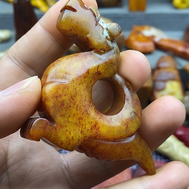未镶嵌蛇纹石玉颈饰