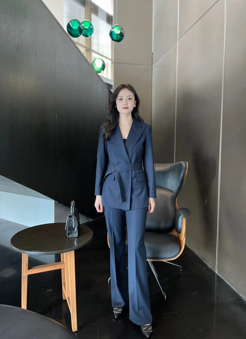 藏青色秋季款腰带款双排扣气质女款西装套装微喇裤时尚轻奢显瘦