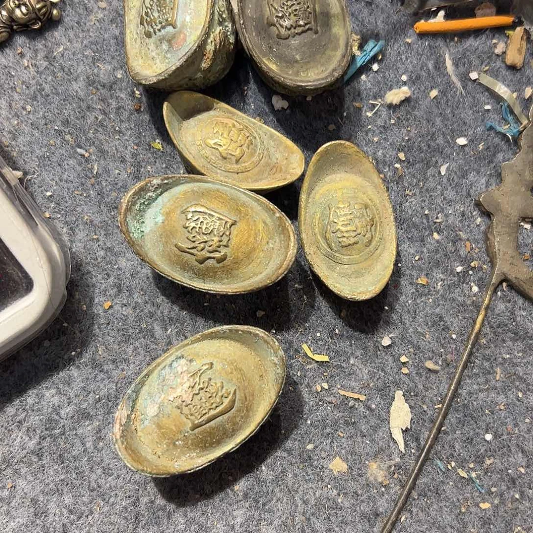 好****安微瑕疵黄铜摆件工艺品