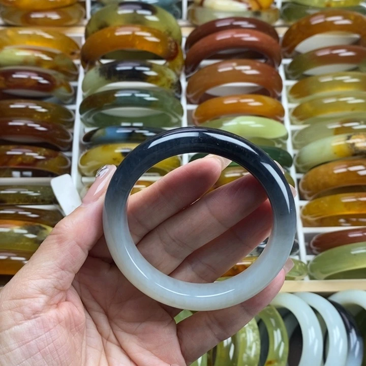 蛇纹石玉未镶嵌手镯56