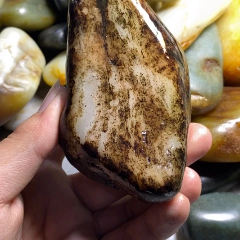 未镶嵌和田玉（糖玉）挂件