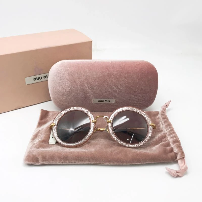 99新 MIU MIU/缪缪 洋诚二手 缪缪墨镜