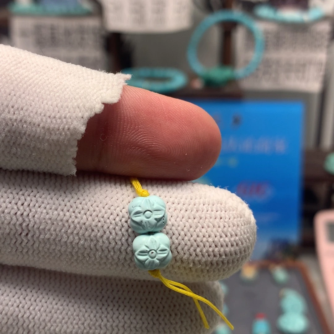 绿松石未镶嵌挂件