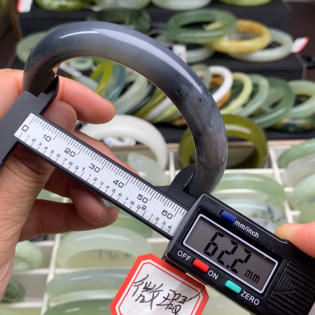 未镶嵌蛇纹石玉手镯749