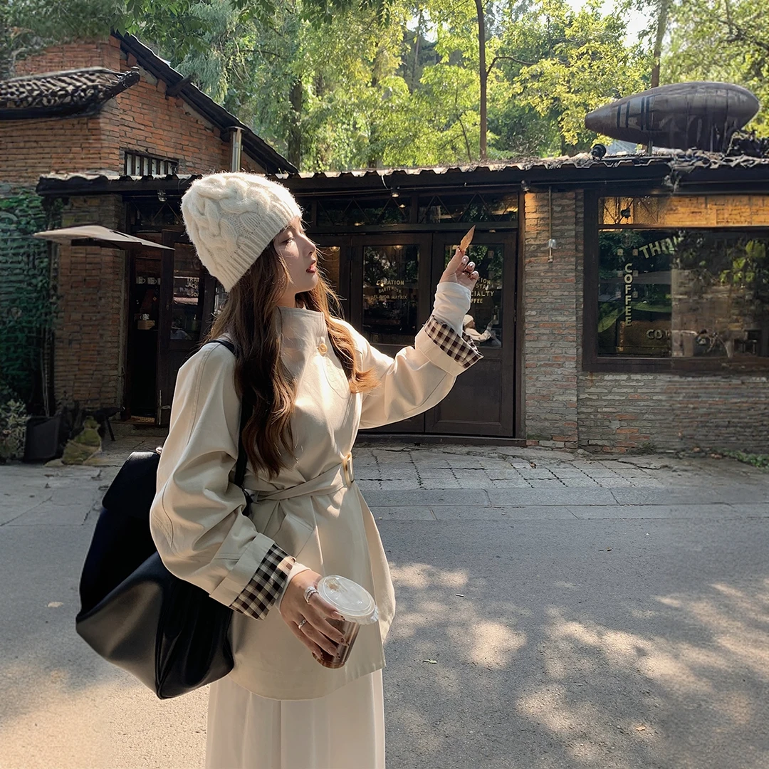 Herwear微胖mm诺丁山秋日荃棉一粒扣斗篷风衣外套女短款