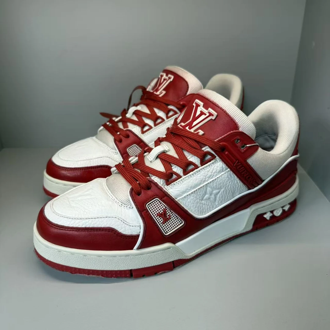 90新 LouisVuitton/路易威登 白红浮雕板鞋40.5欧码 ddm2983