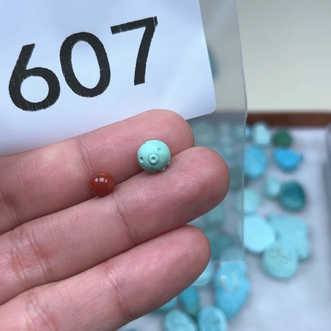 南红玛瑙未镶嵌珠宝奇石