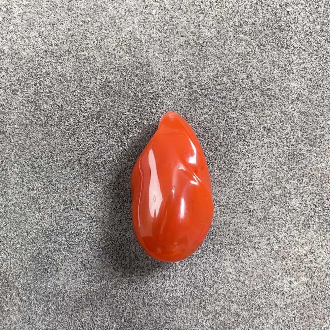 未镶嵌随型吊坠南红玛瑙