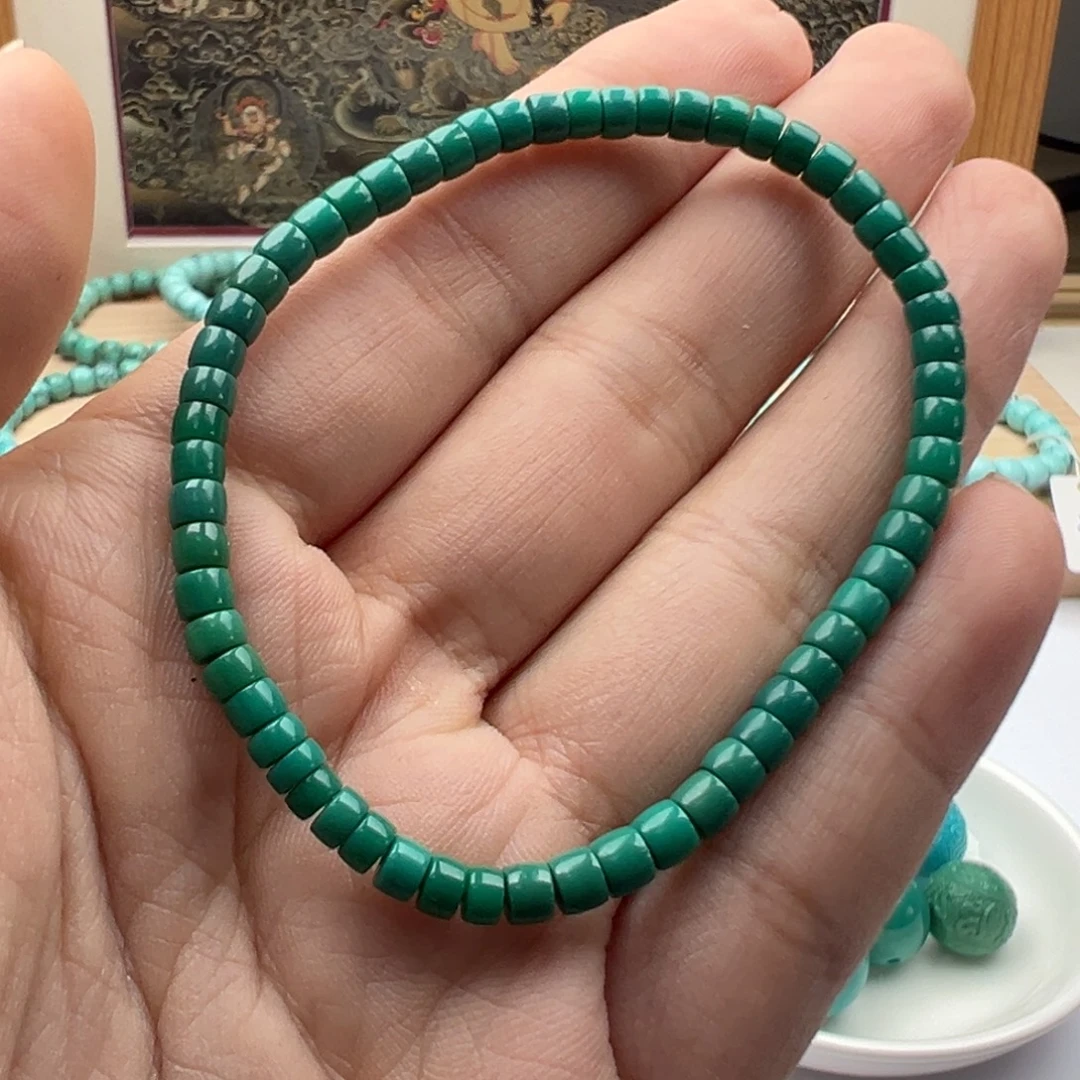 绿松石未镶嵌珠宝奇石卡4地狱绿直切