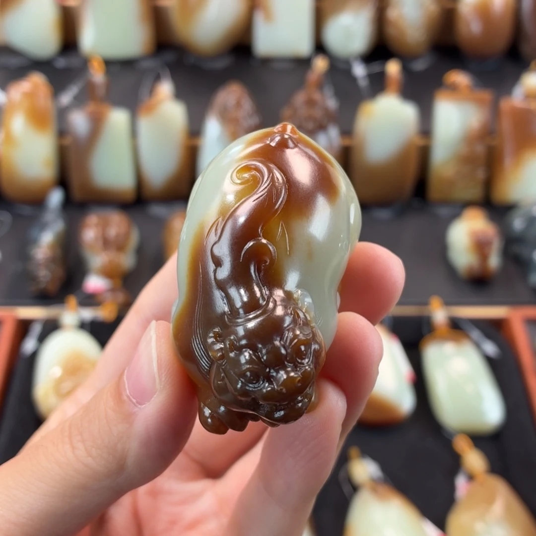 开***心颈饰未镶嵌和田玉