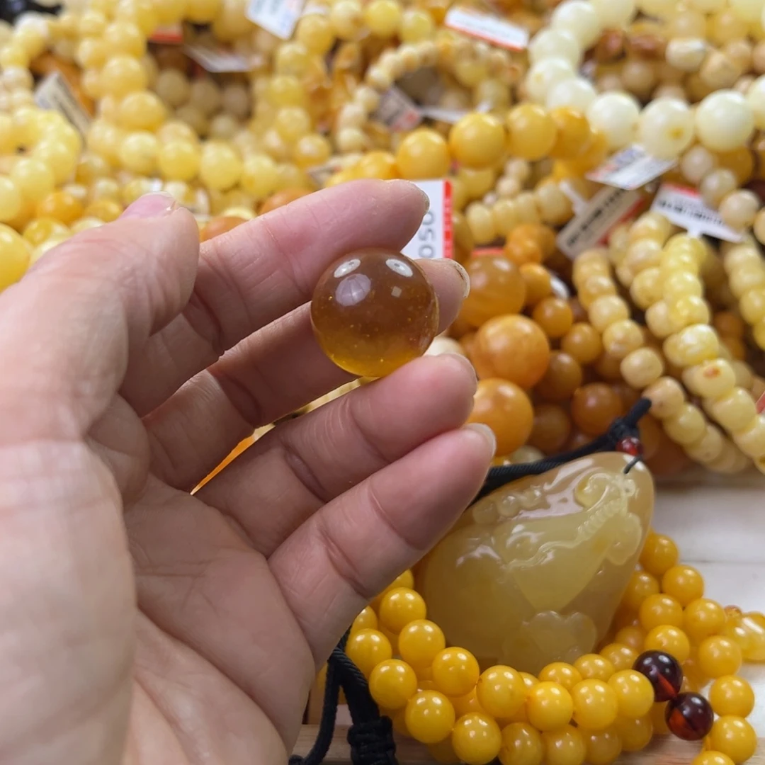 琥珀珠宝奇石未镶嵌