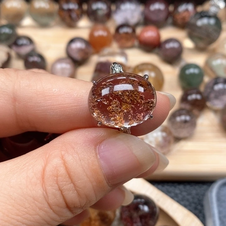 拽***娇未镶嵌颈饰水晶水晶