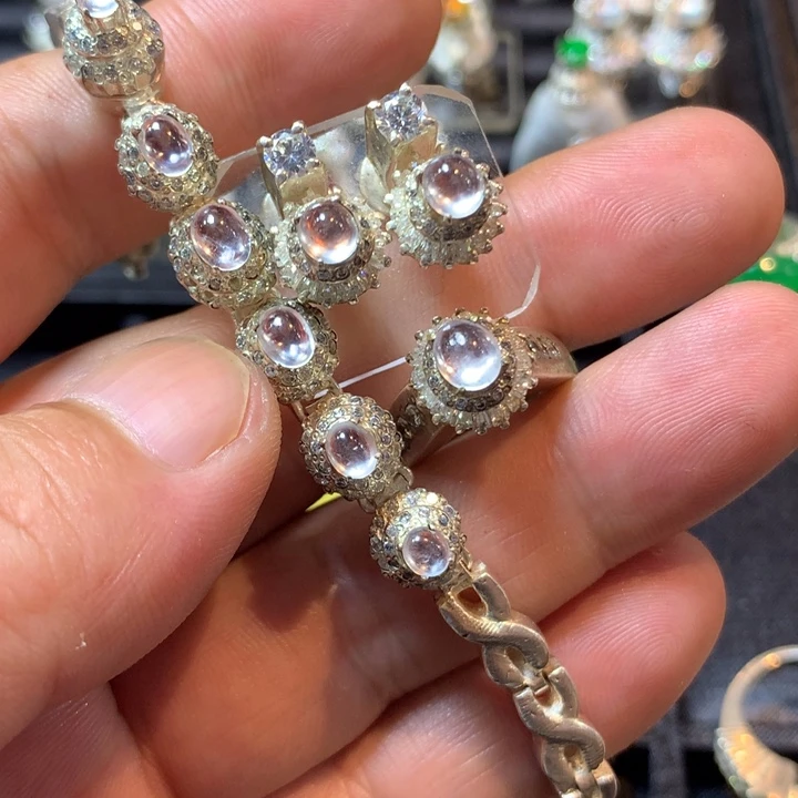 翡翠戒指未镶嵌性价比高冰玻璃