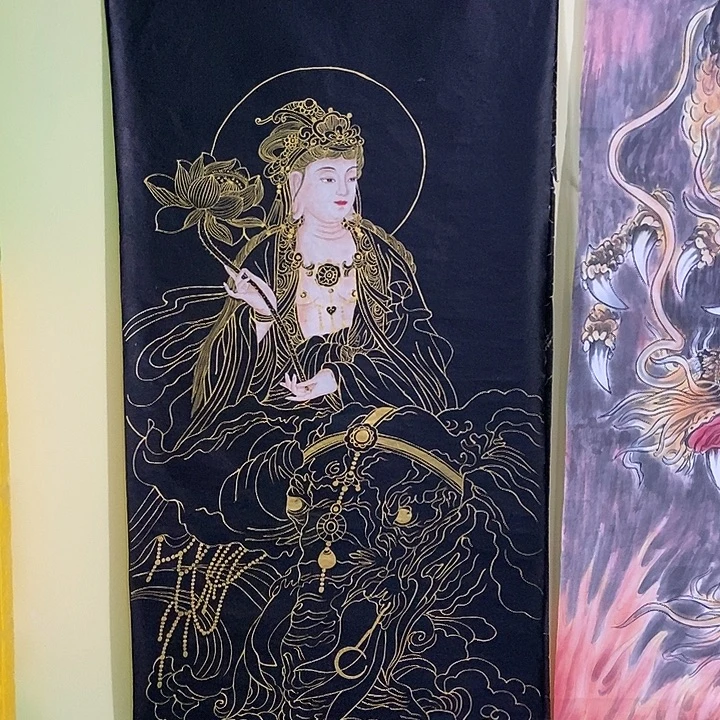 国画四尺描金观音一副