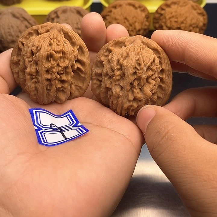 文玩核桃把件44四座楼