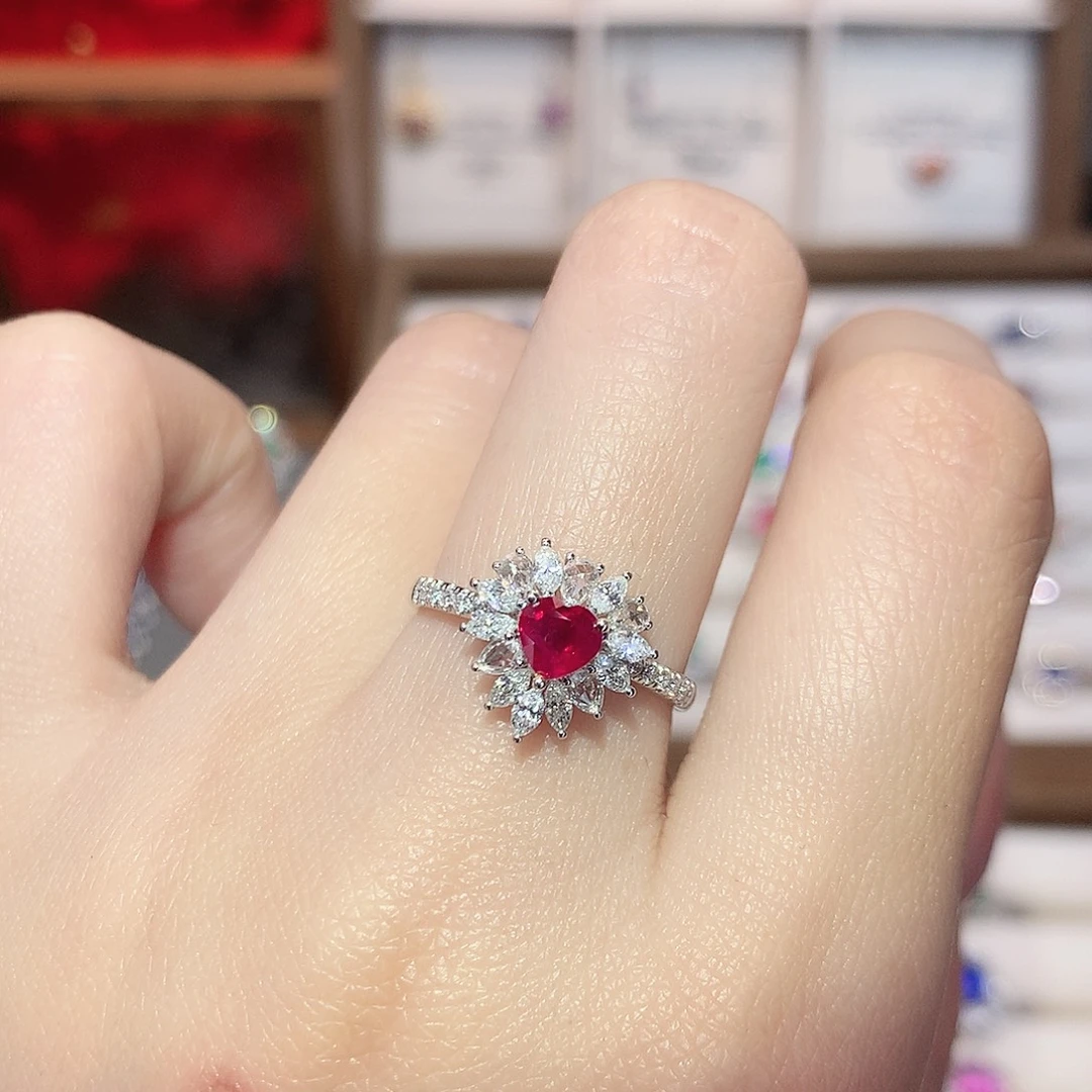 18K金镶嵌戒指红宝石0.50ct/天然宝石/七天无理由