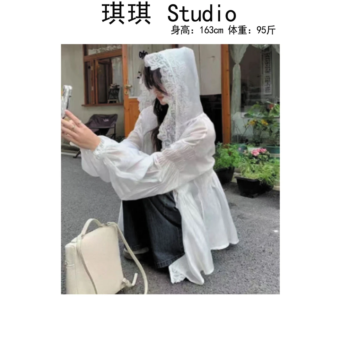 《琪琪家》夏季新款重工设计感蕾丝提花连帽宽松防晒上衣0711-CS