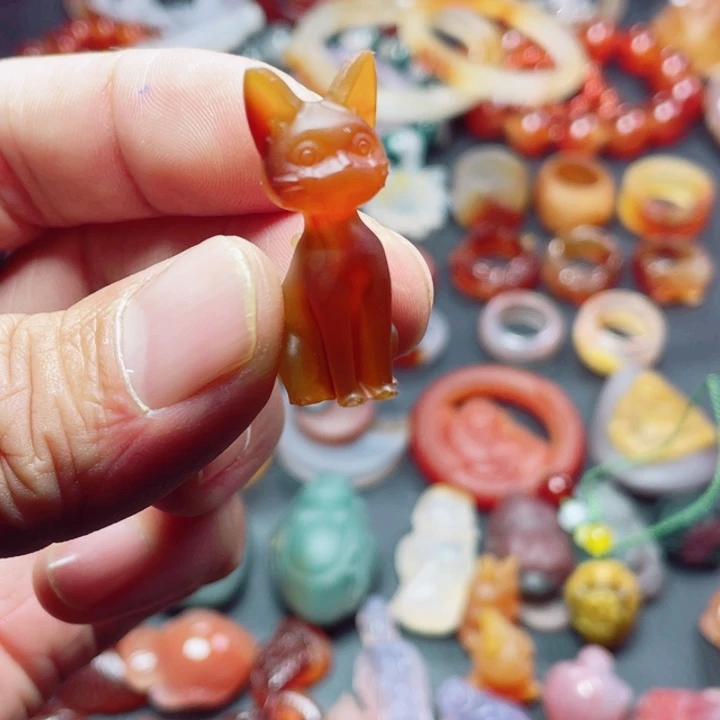 玛瑙/玉髓颈饰未镶嵌妮*