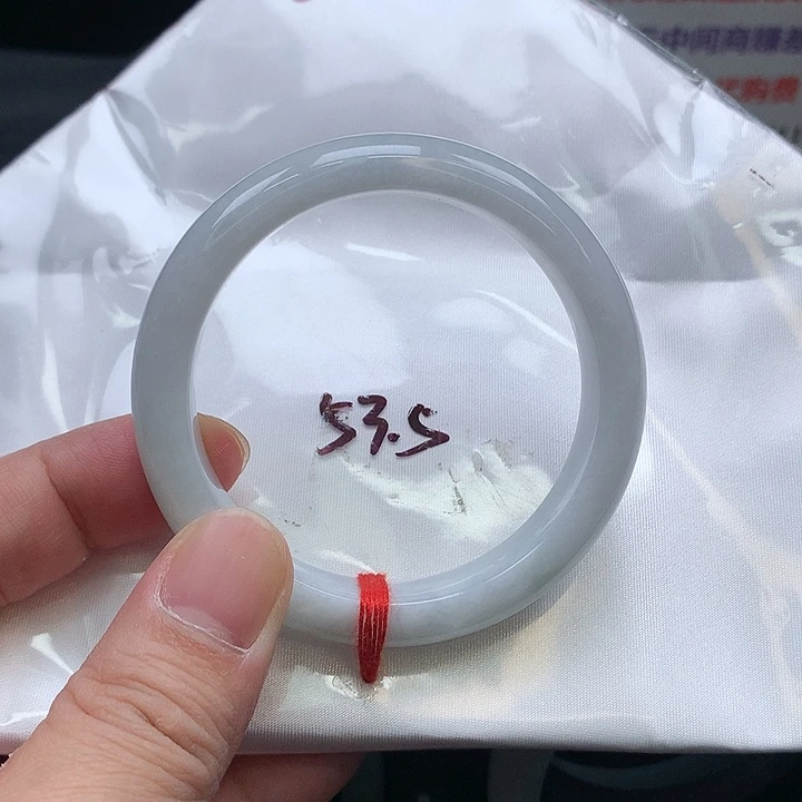 翡翠未镶嵌手镯506