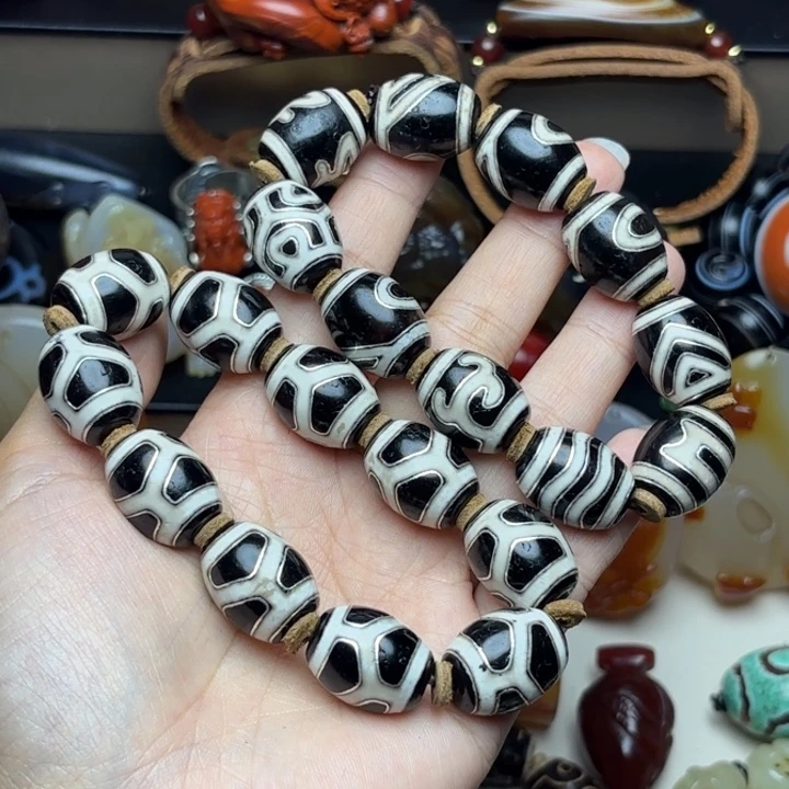 火***磨玛瑙/玉髓未镶嵌颈饰