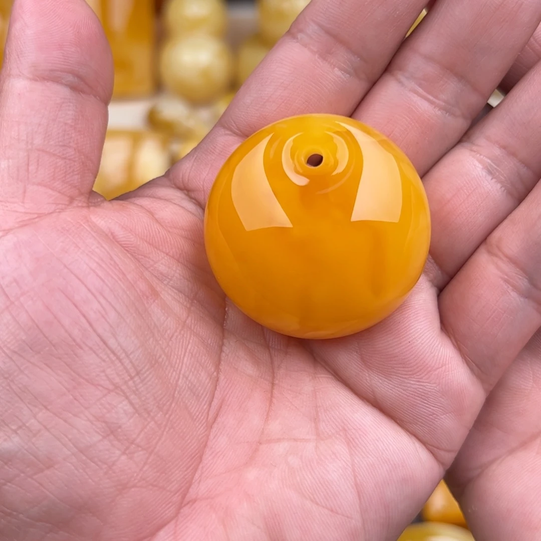 琥珀裸石未镶嵌心**灵纯天然蜜蜡