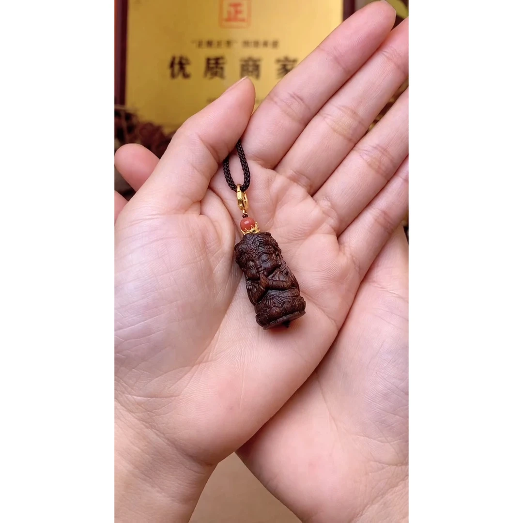 增香沉香木质非遗2Y料芽莊蕾蕾BQ雕刻扎基吊坠（纹理随机）