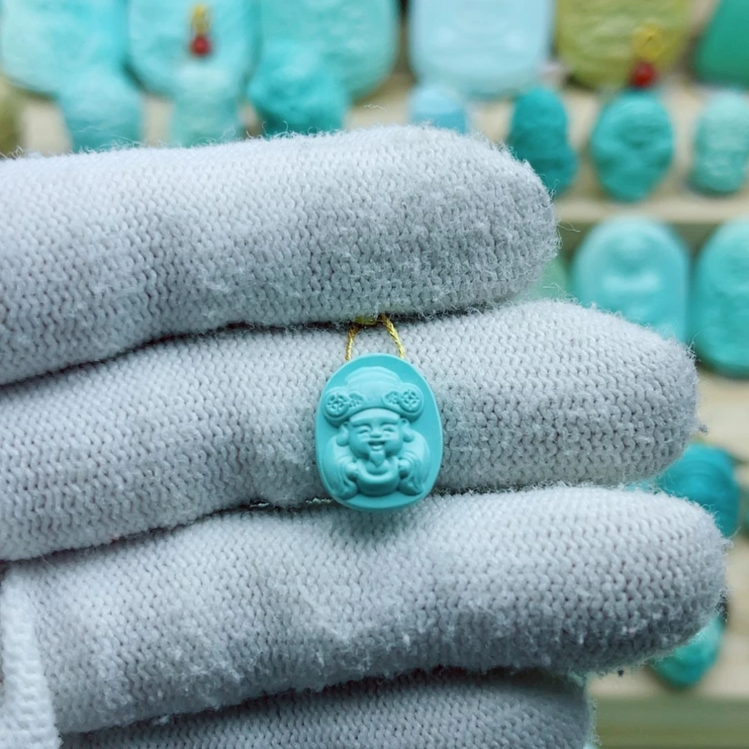 绿松石未镶嵌珠宝奇石