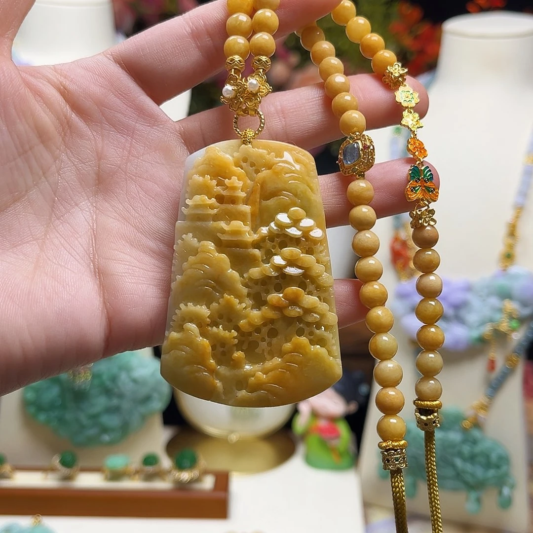 翡翠颈饰未镶嵌天然翡翠