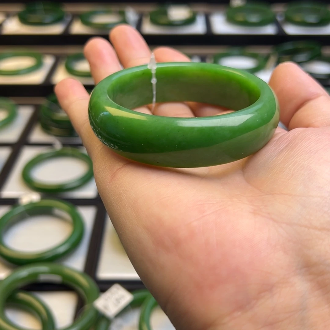 和田玉（碧玉）未镶嵌手镯58