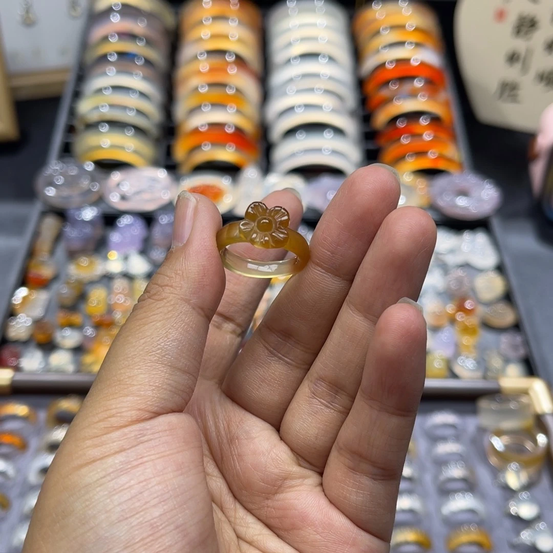 未镶嵌颈饰玛瑙/玉髓