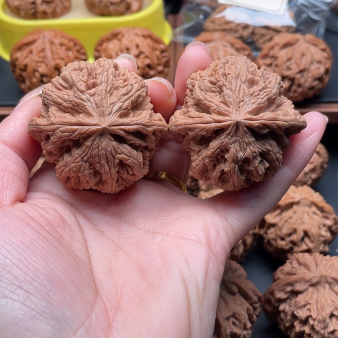 把件文玩核桃47粗筋