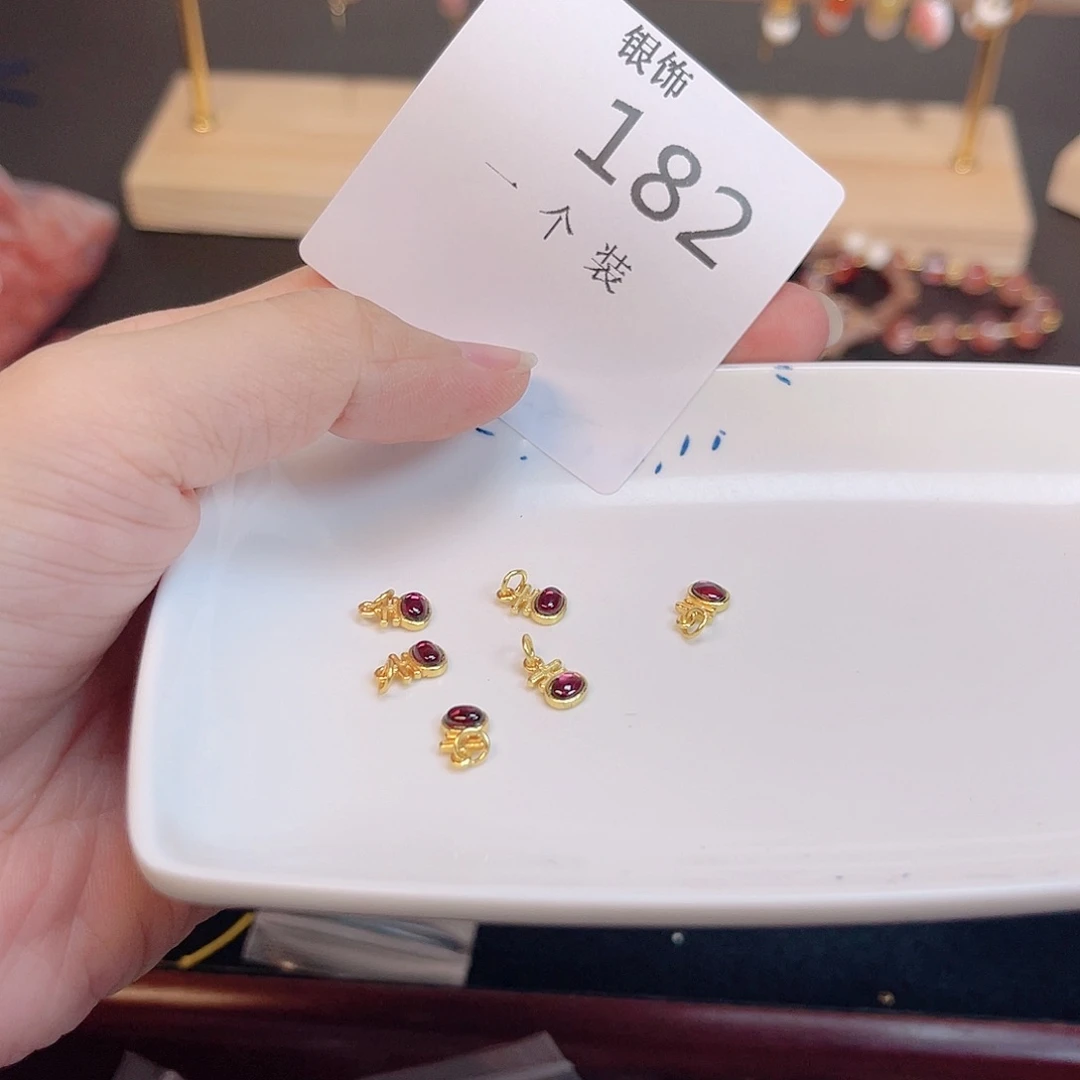 水晶珠宝半成品未镶嵌182 。