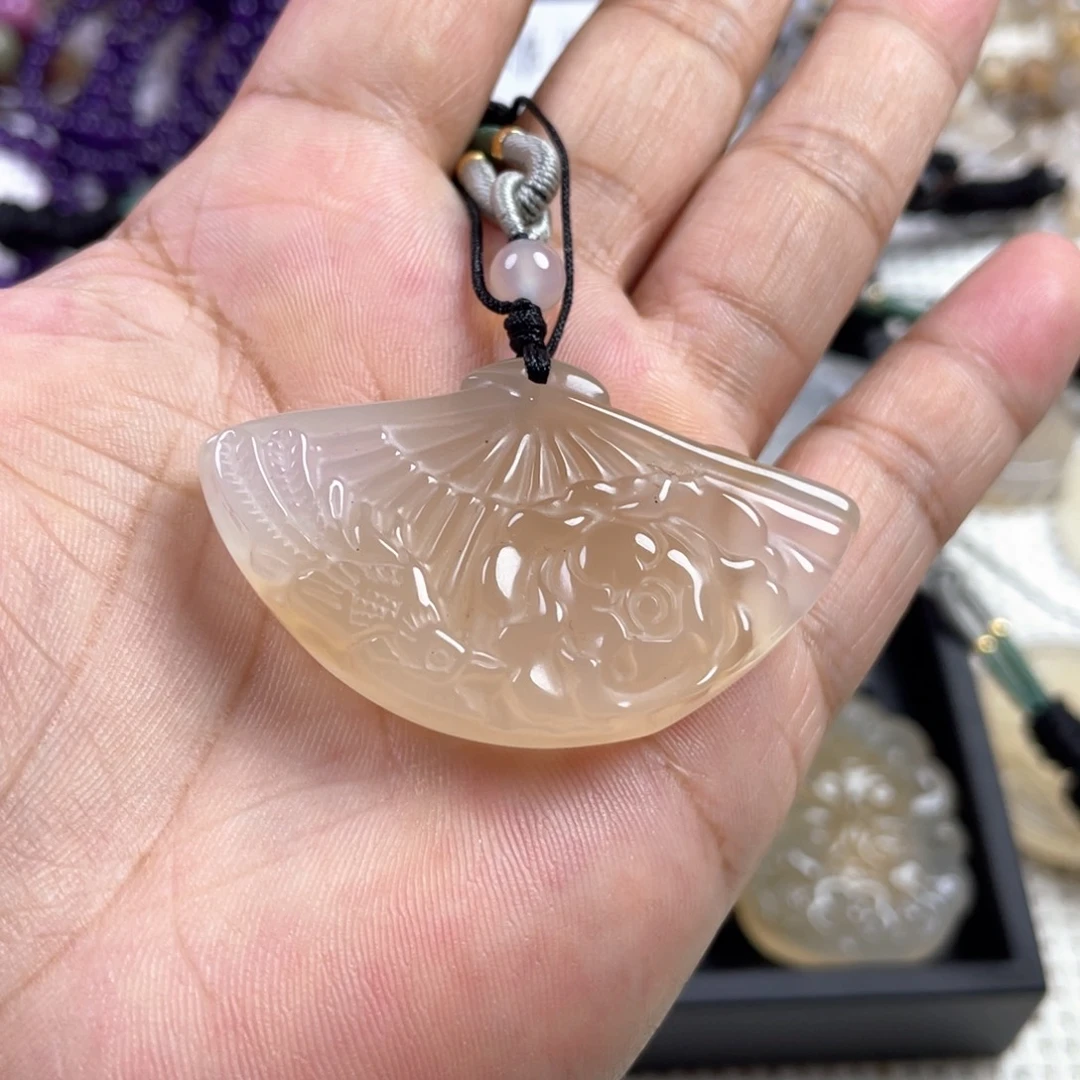 合金颈饰玛瑙/玉髓