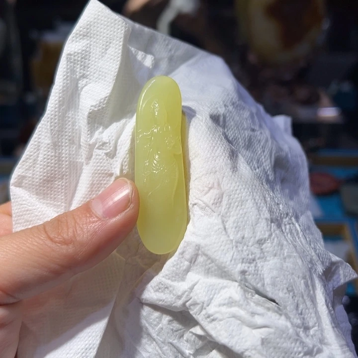 和田玉（黄玉）未镶嵌挂件