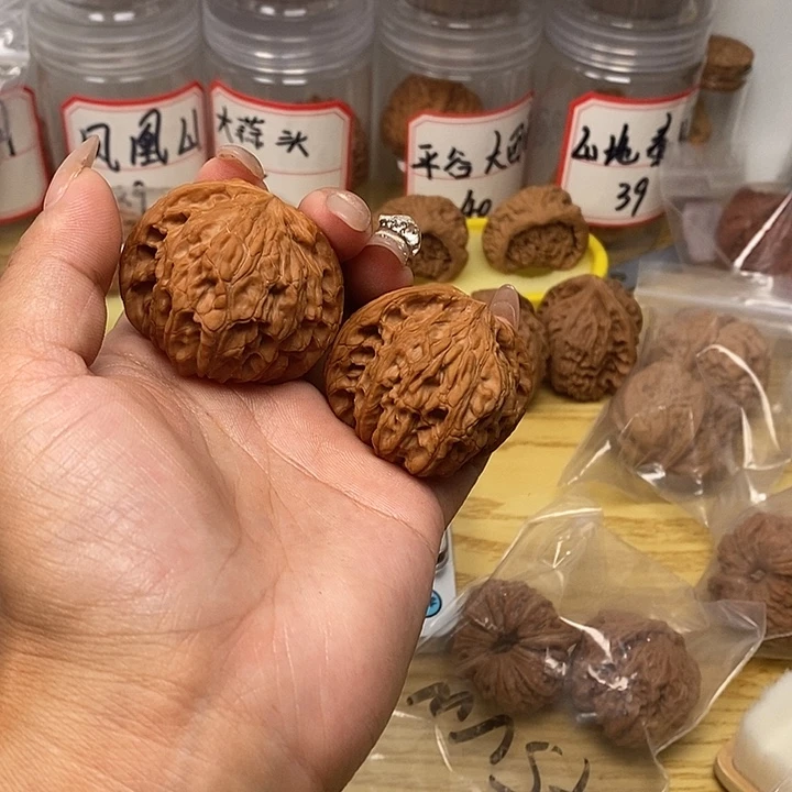 吊坠文玩核桃貔*。磨盘44