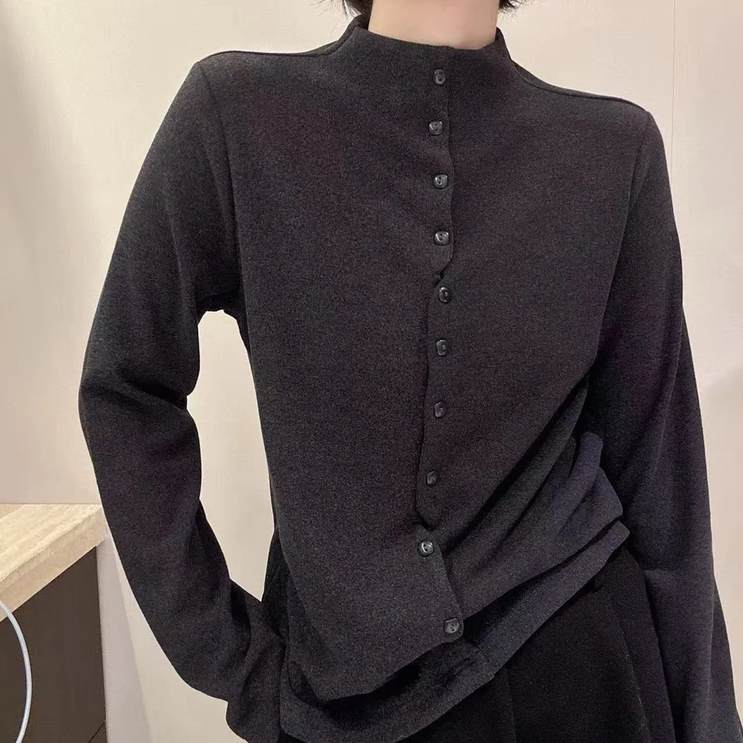 壹彩 6642 冬日爆款不规则纽扣德容长袖