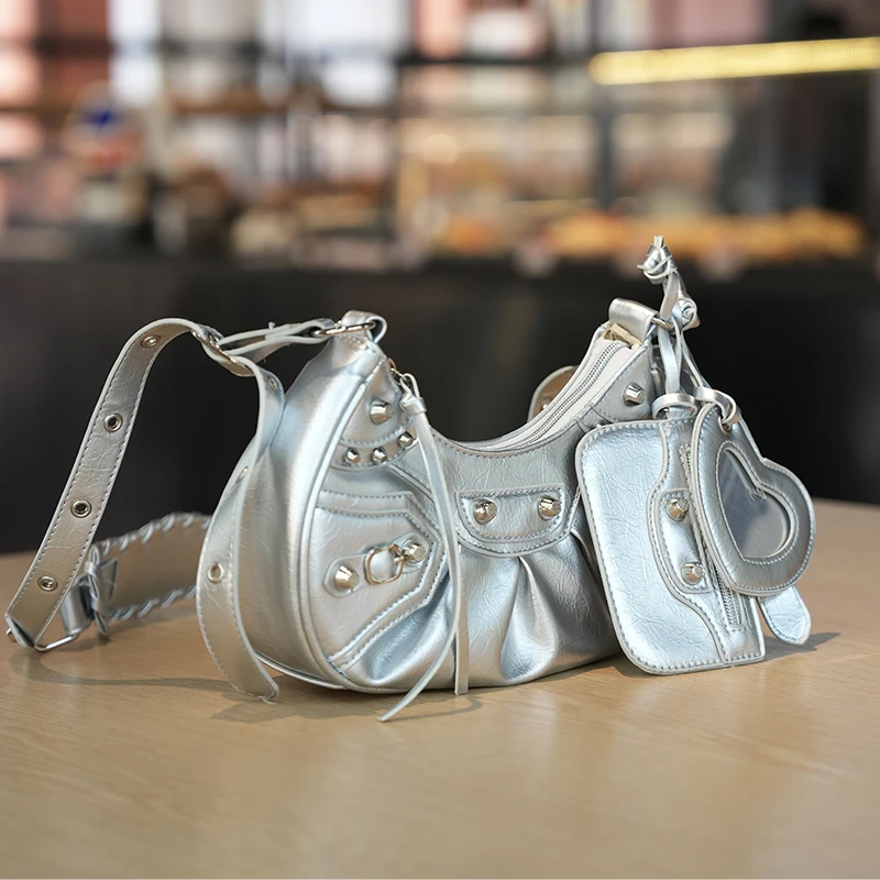 戈兰黛铆钉单肩拉链拉链暗袋斜挎包斜跨肩包腋下包纯色手拎包1916