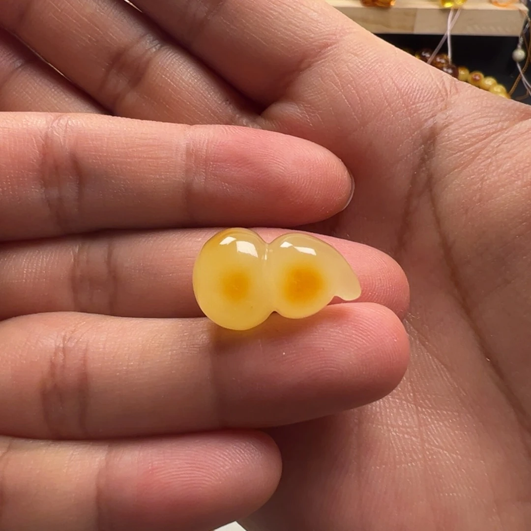 蜜蜡颈饰未镶嵌青****葫芦（定制款不退换）
